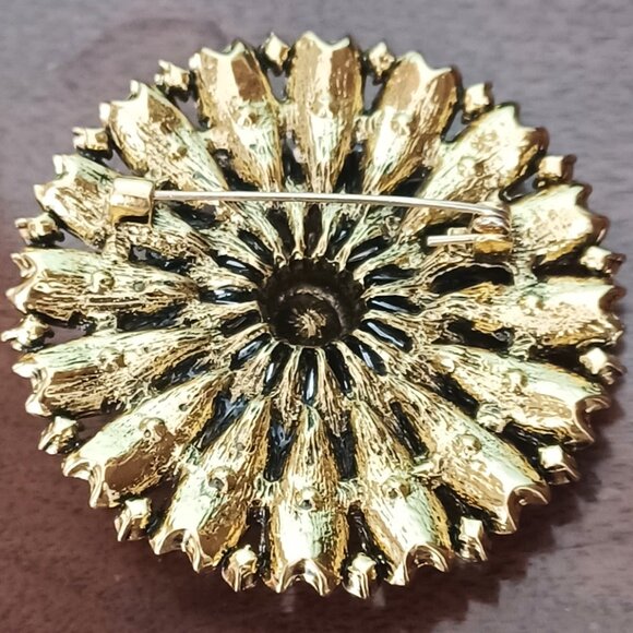 Stunning Purple Brooch - Picture 3 of 4